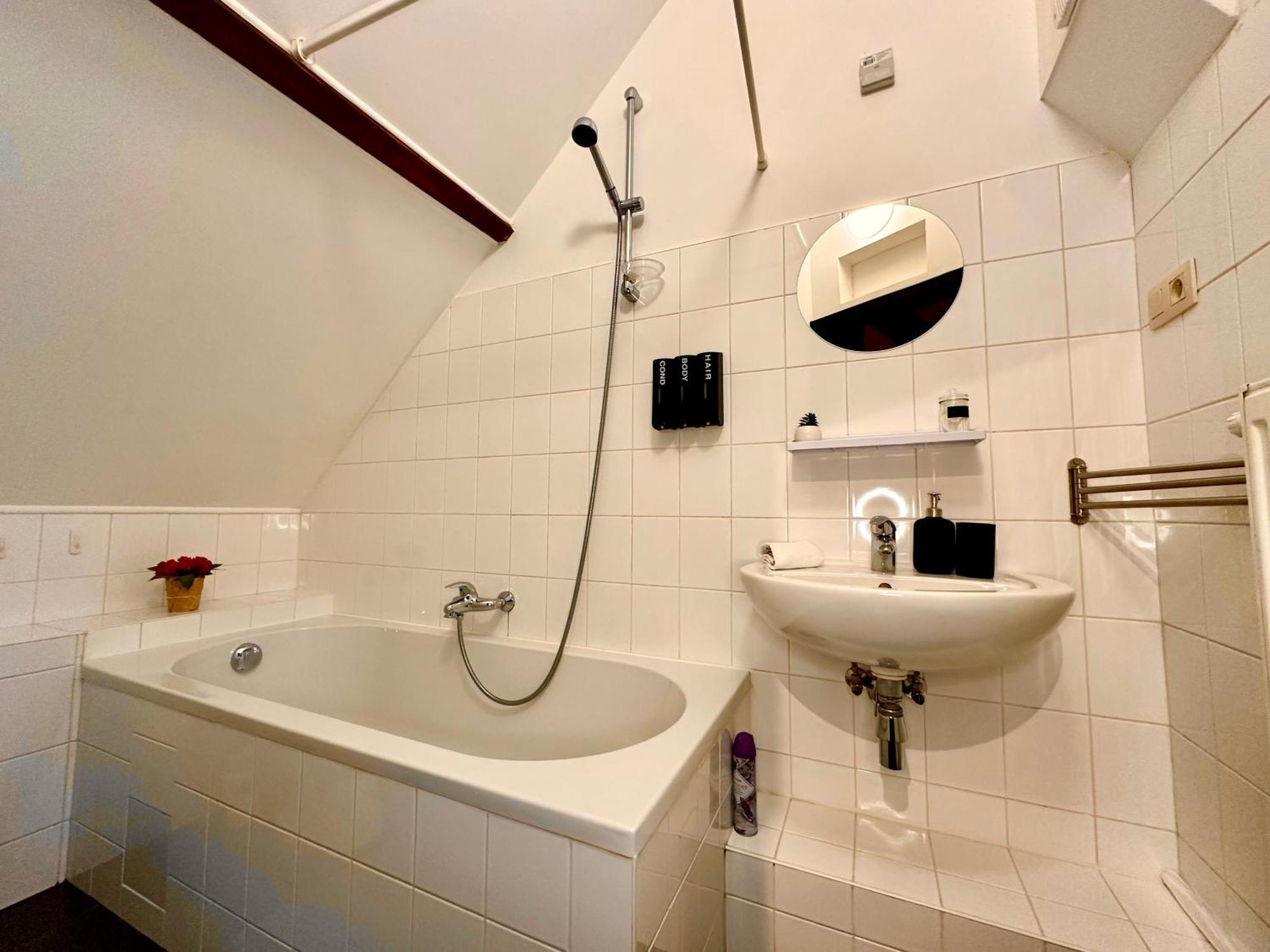 Luxury Suites Centrum By Rikas Hotels Antwerpen Ngoại thất bức ảnh