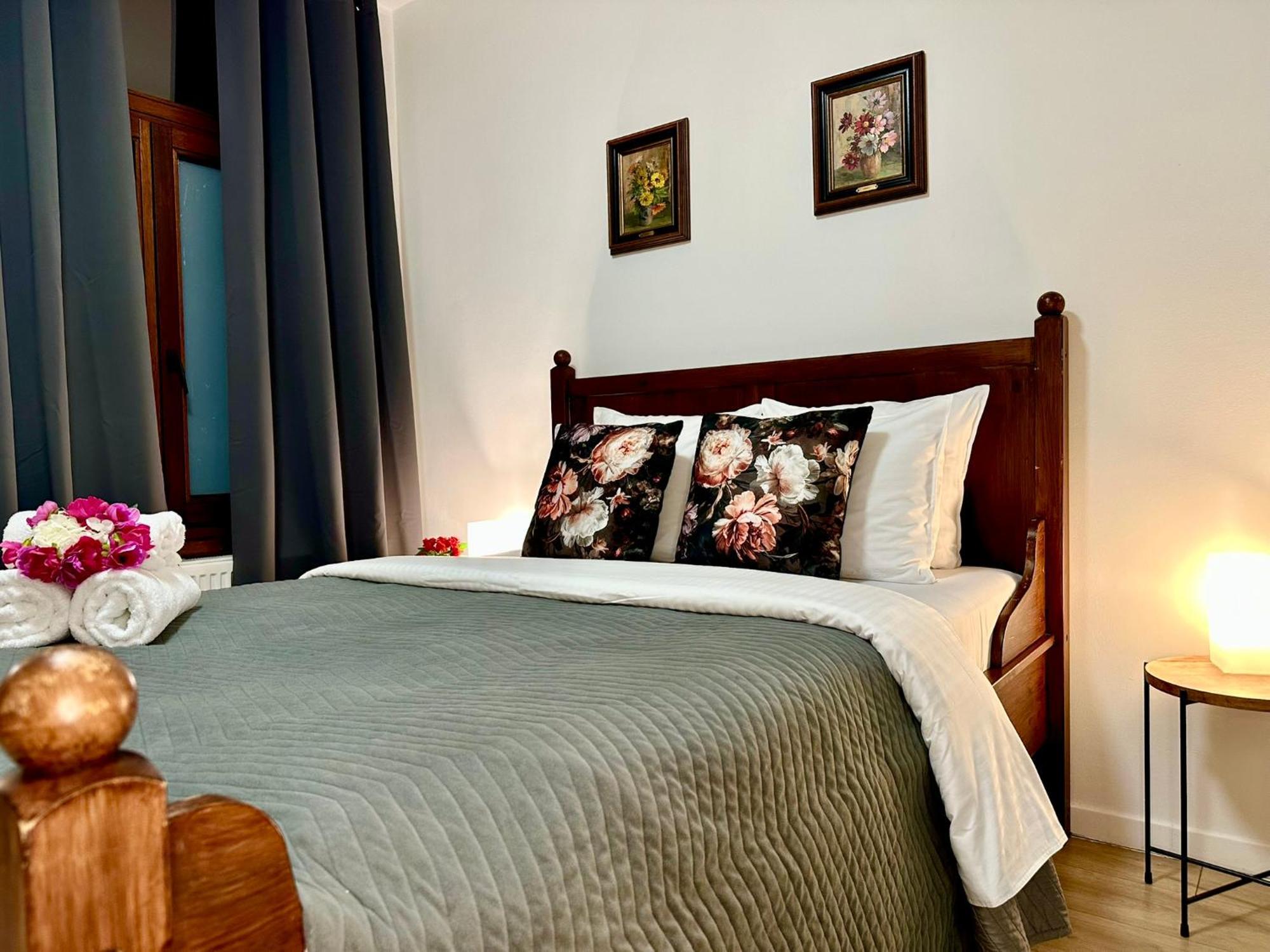 Luxury Suites Centrum By Rikas Hotels Antwerpen Ngoại thất bức ảnh