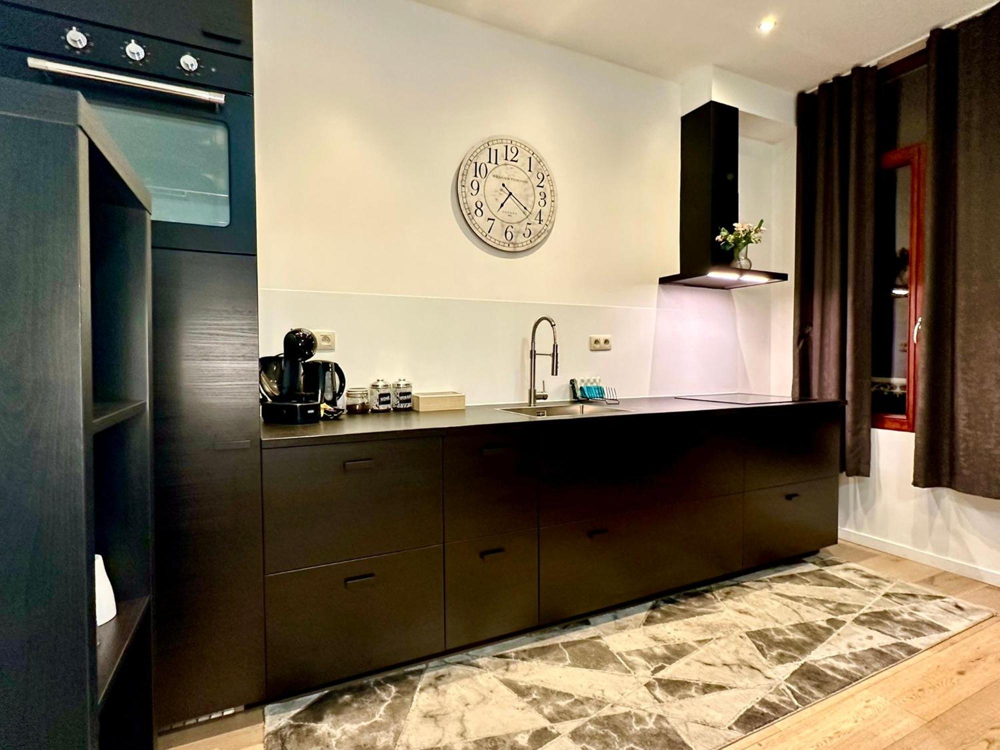 Luxury Suites Centrum By Rikas Hotels Antwerpen Ngoại thất bức ảnh