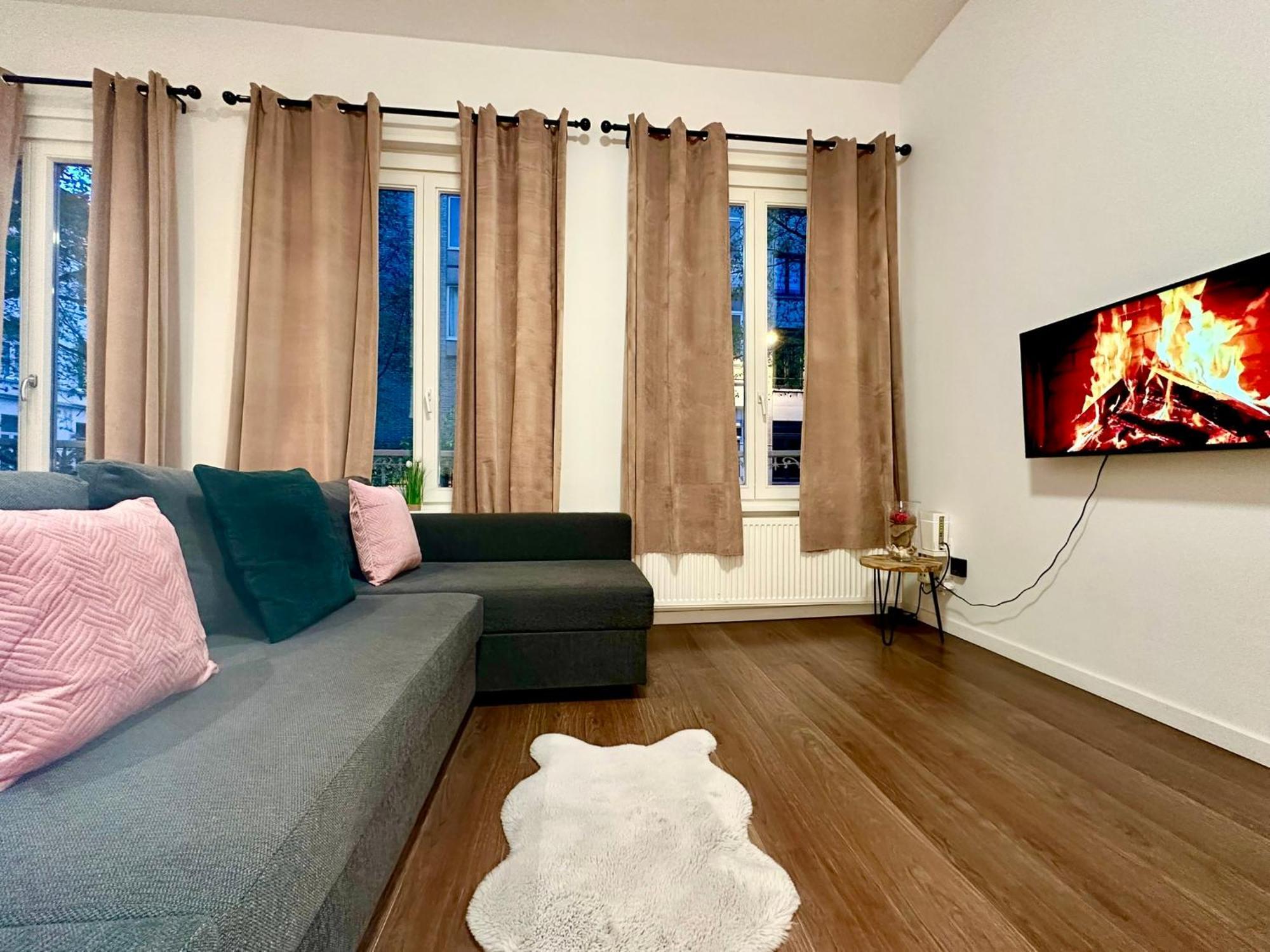 Luxury Suites Centrum By Rikas Hotels Antwerpen Ngoại thất bức ảnh