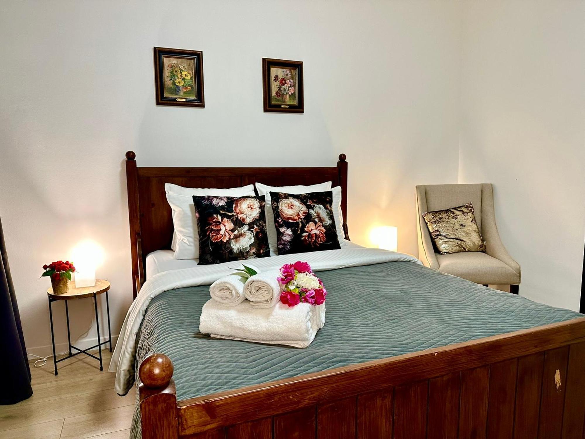 Luxury Suites Centrum By Rikas Hotels Antwerpen Ngoại thất bức ảnh
