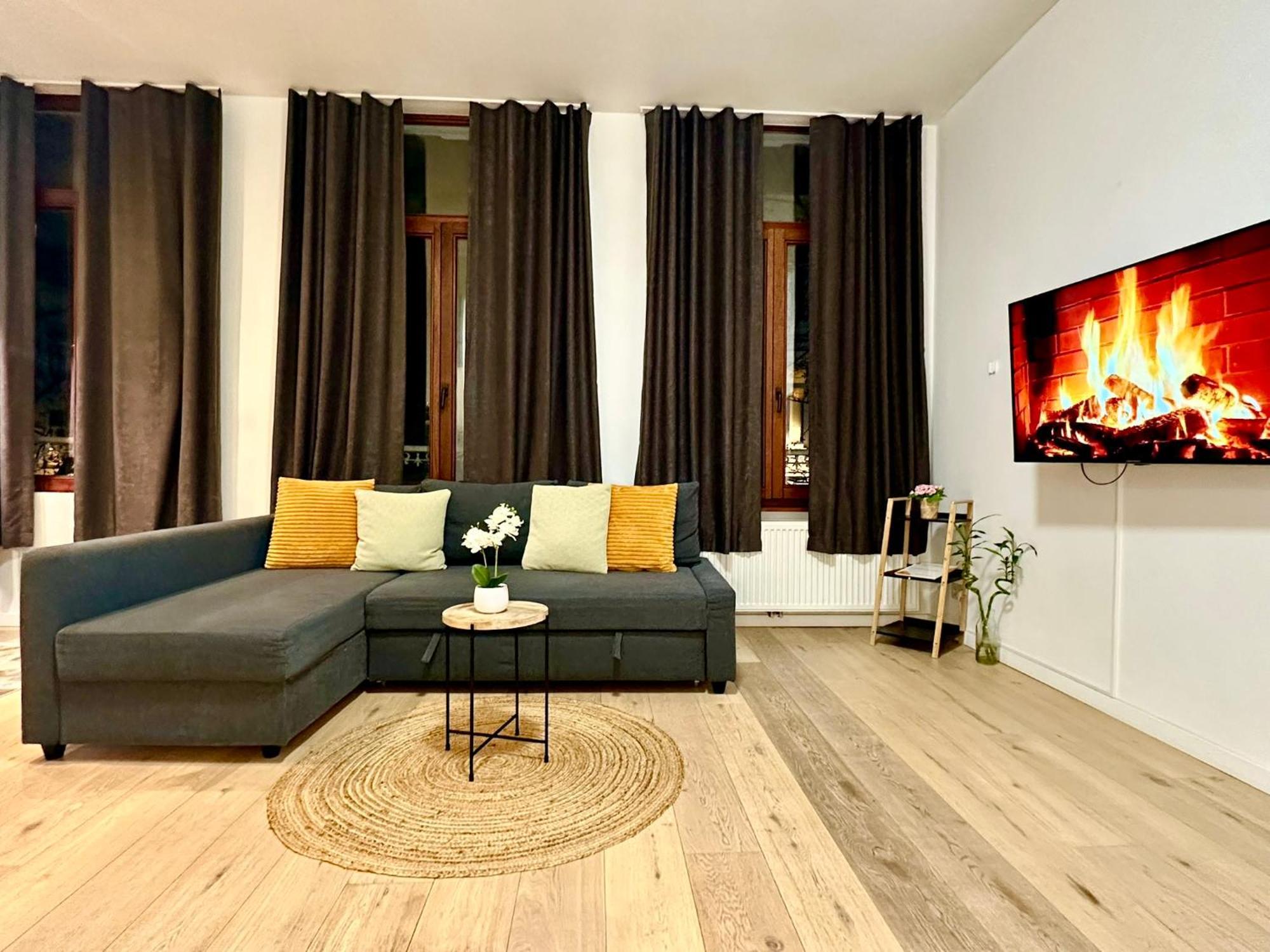 Luxury Suites Centrum By Rikas Hotels Antwerpen Ngoại thất bức ảnh